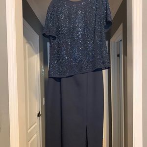 Navy Liz Claiborne Night Petite Dress Size 4